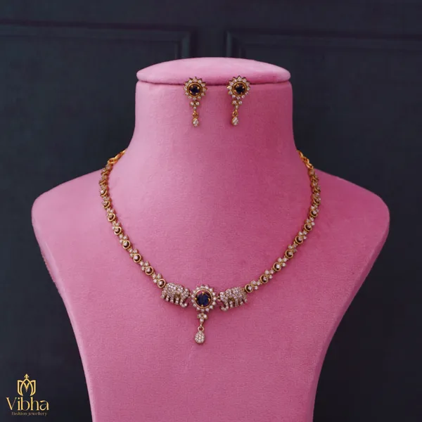 Silver_Premium_Metal_Necklace_Set_For_Women
