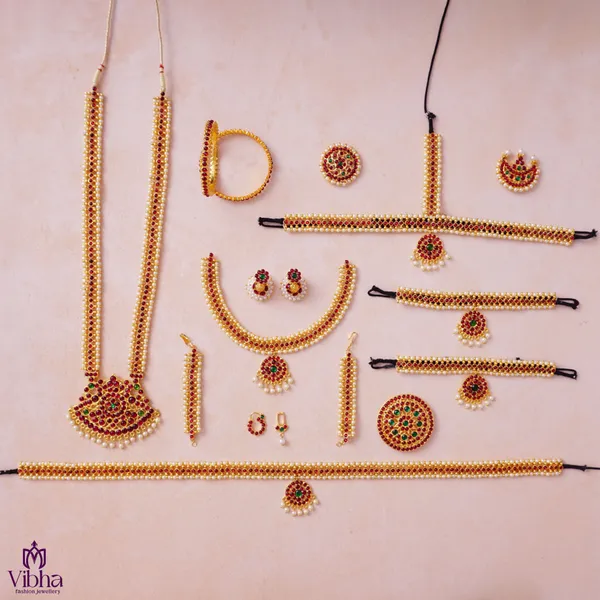 Gold_Premium_Metal_Bharatanatyam_Set_For_Women
