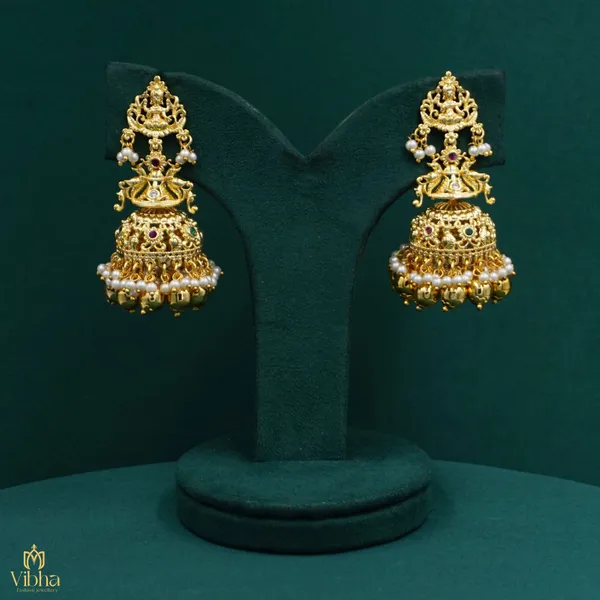 Gold_Premium_Metal_Ear_Ring_For_Women