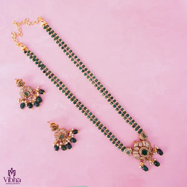 Green_Premium_Metal_Necklace_Set_For_Women