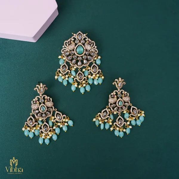 Mint_Green_Premium_Metal_Pendant_Set_For_Women