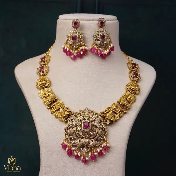 Ruby_Premium_Metal_Necklace_Set_For_Women