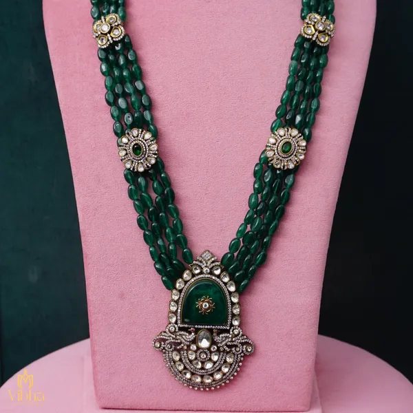 Green_Premium_Metal_Necklace_Set_Set_For_Women