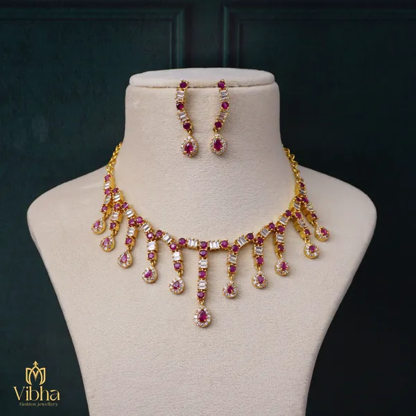 Gold_Premium_Metal_Necklace_Set_For_Women