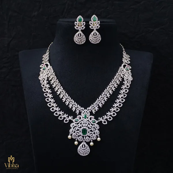 Green_Premium_Metal_Necklace_Set_For_Women