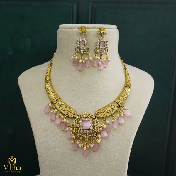 Mint_Pink_Premium_Metal_Necklace_Set_For_Women