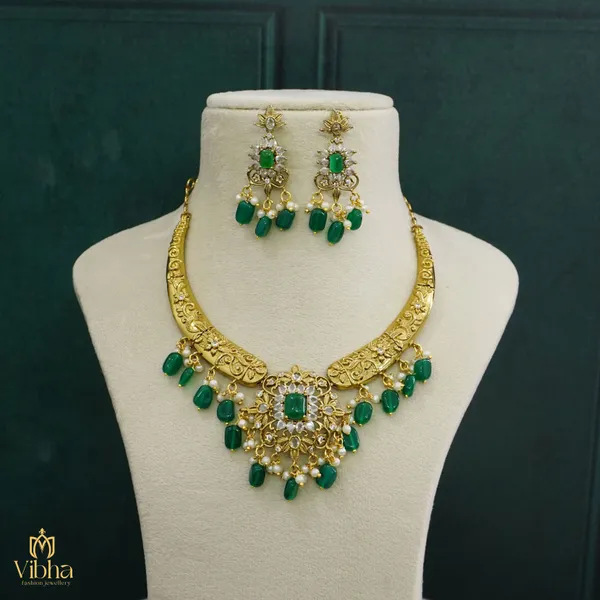 Green_Premium_Metal_Necklace_Set_For_Women