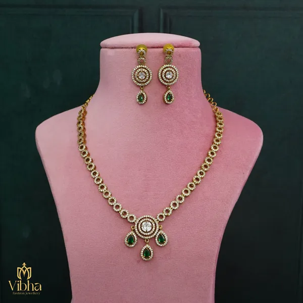 Green_Premium_Metal_Necklace_Set_For_Women