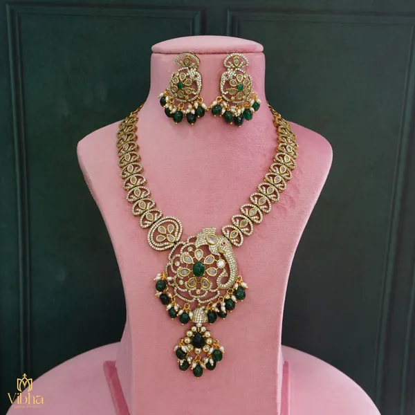 Green_Premium_Metal_Necklace_Set_For_Women