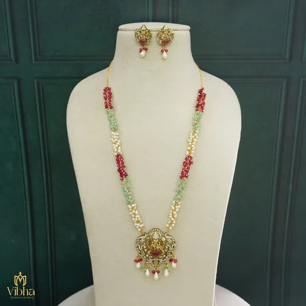 Ruby_Premium_Metal_Necklace_Set_Set_For_Women