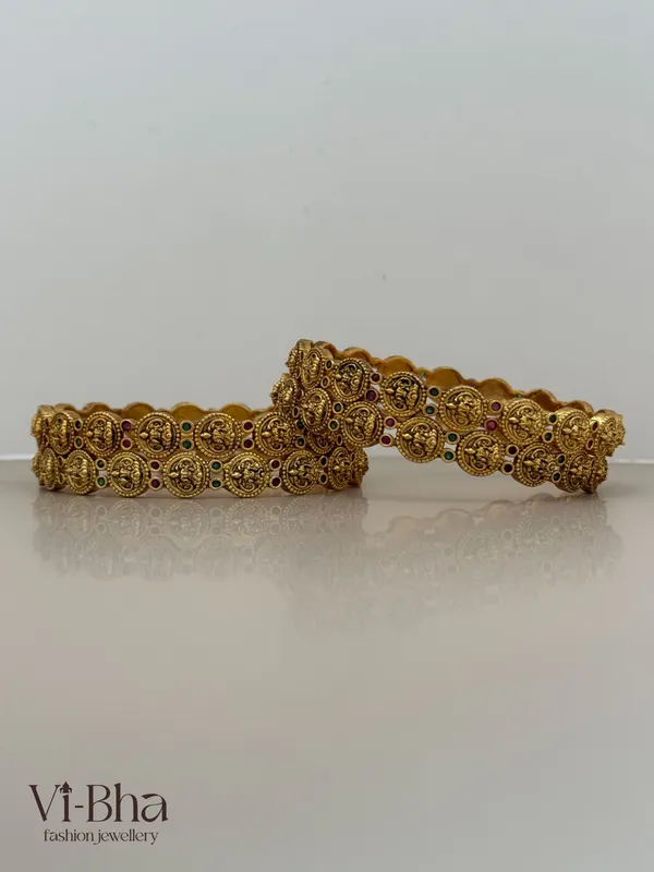 Gold_Premium_Metal_Bangles_For_Women