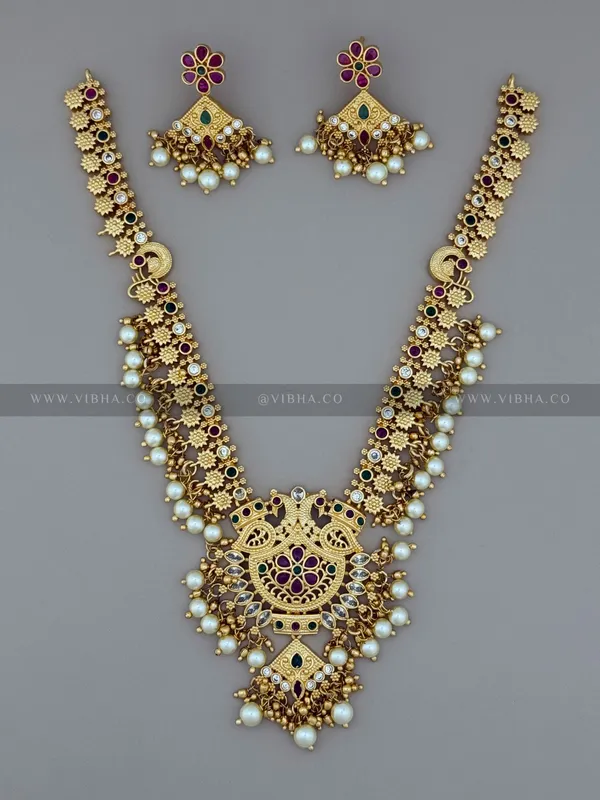 Gold_Premium_Metal_Necklace_Set_For_Women