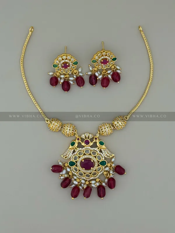 Gold_Premium_Metal_Necklace_Set_For_Women