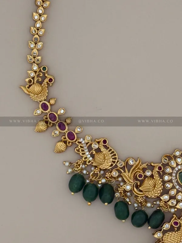 Gold_Premium_Metal_Necklace_Set_For_Women