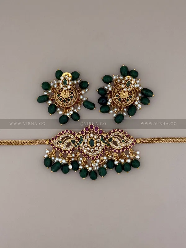 Green_Premium_Metal_Chocker_Set_For_Women