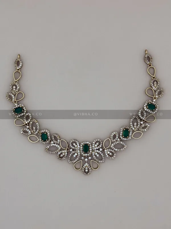 Green_Premium_Metal_Necklace_Set_For_Women