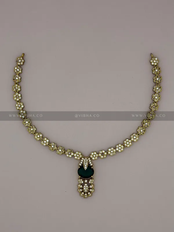 Green_Premium_Metal_Necklace_Set_For_Women