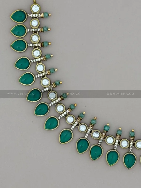 Green_Premium_Metal_Necklace_Set_For_Women