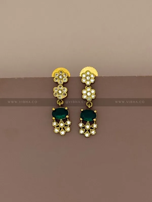 Green_Premium_Metal_Necklace_Set_For_Women