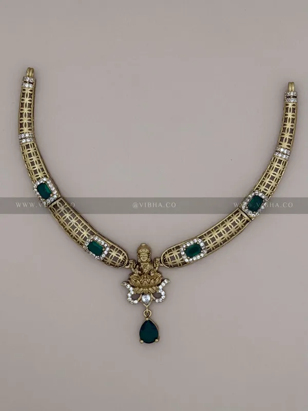 Green_Premium_Metal_Necklace_Set_For_Women