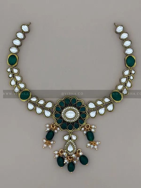 Green_Premium_Metal_Necklace_Set_For_Women