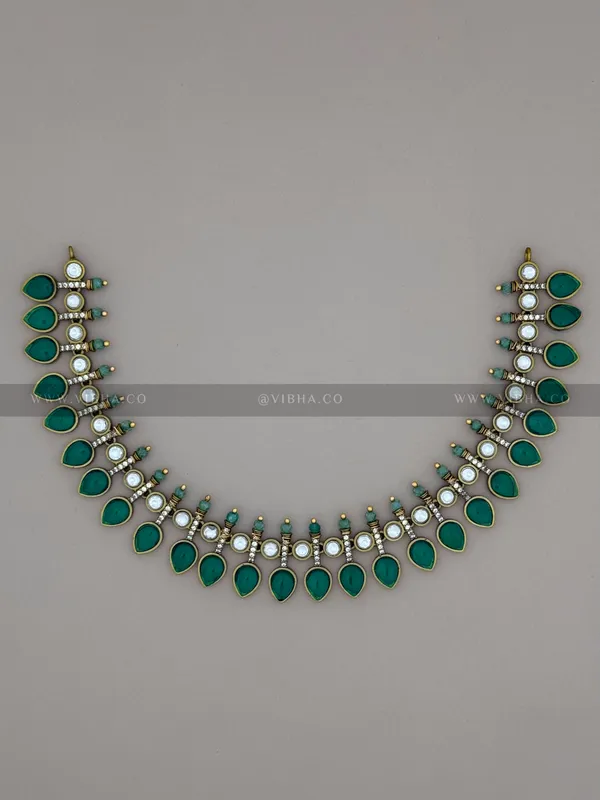 Green_Premium_Metal_Necklace_Set_For_Women