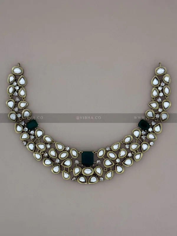Green_Premium_Metal_Necklace_Set_For_Women