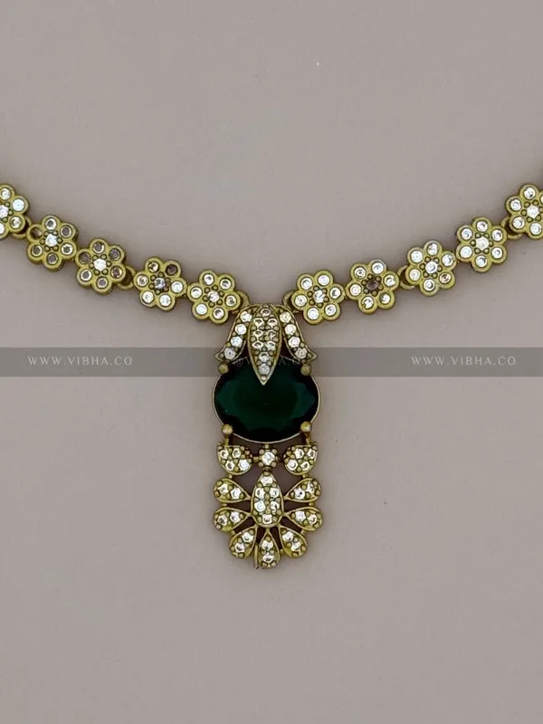 Green_Premium_Metal_Necklace_Set_For_Women