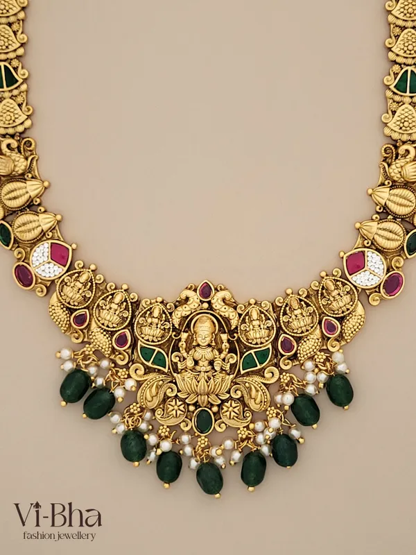 Green_Premium_Metal_Necklace_Set_For_Women