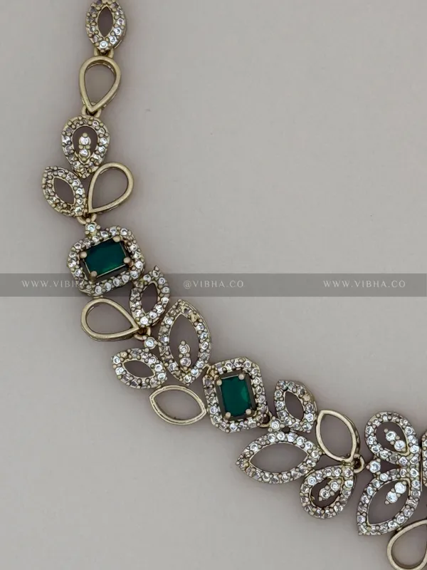 Green_Premium_Metal_Necklace_Set_For_Women