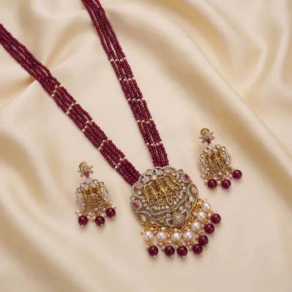 Carmine_Premium_Metal_Necklace_Set_For_Women
