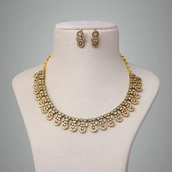 Mint_Green_Premium_Metal_Necklace_Set_For_Women