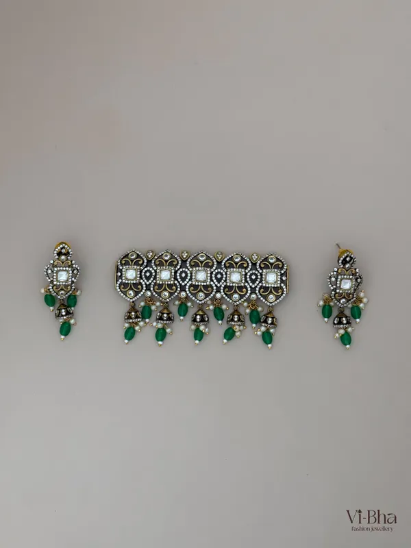 Mehandi_premium__finish_metal_chocker_set_for_women