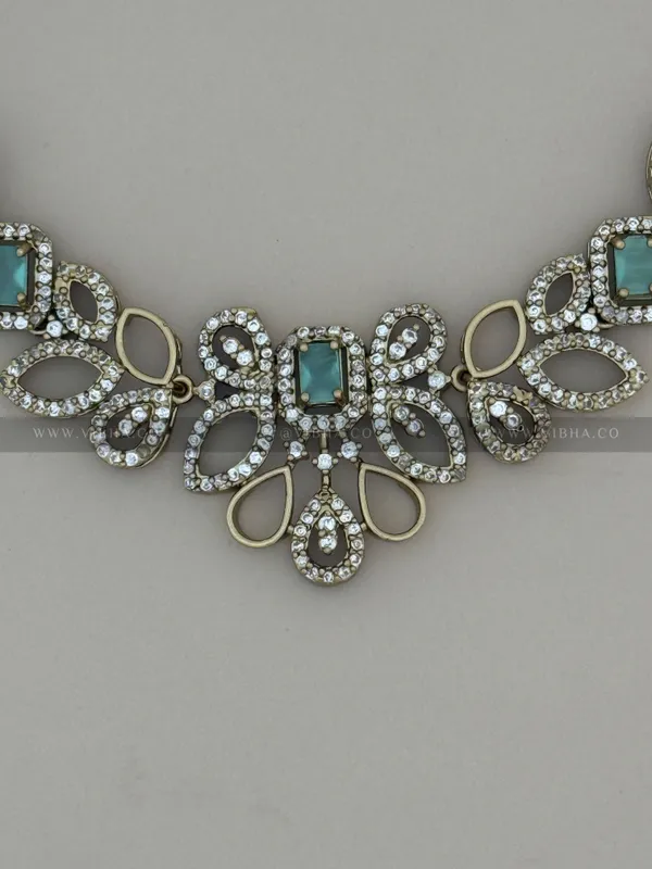 Mint_Green_Premium_Metal_Necklace_Set_For_Women