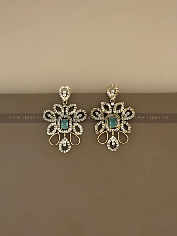 Mint_Green_Premium_Metal_Necklace_Set_For_Women