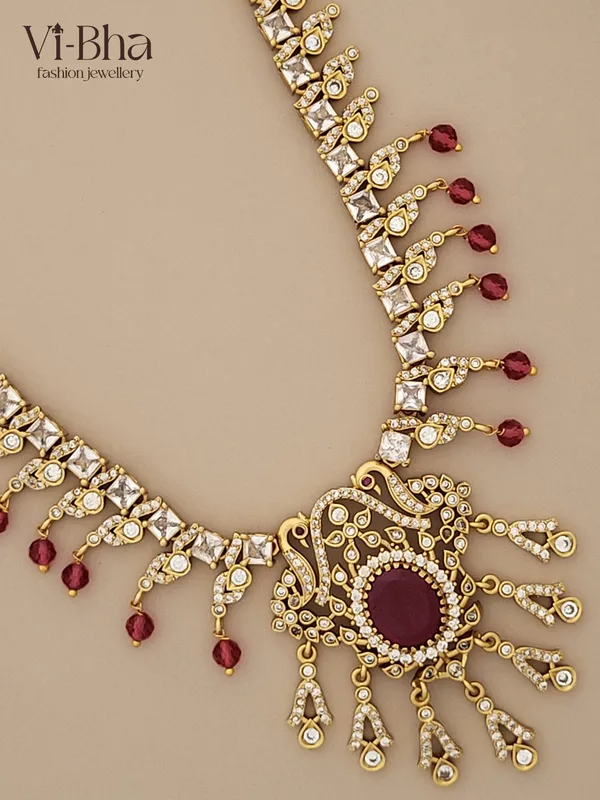 Pink_Premium_Metal_Necklace_Set_For_Women