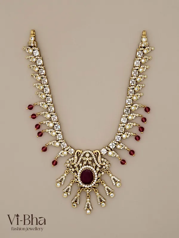 Pink_Premium_Metal_Necklace_Set_For_Women