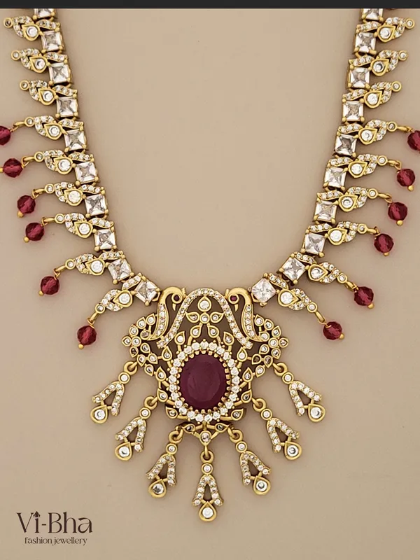 Pink_Premium_Metal_Necklace_Set_For_Women