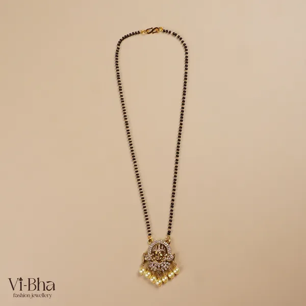 Premium_Black_Beads_For_Women