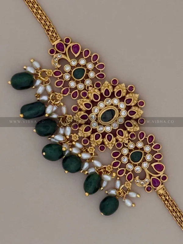 Premium_Metal_Chocker_Set_For_Women