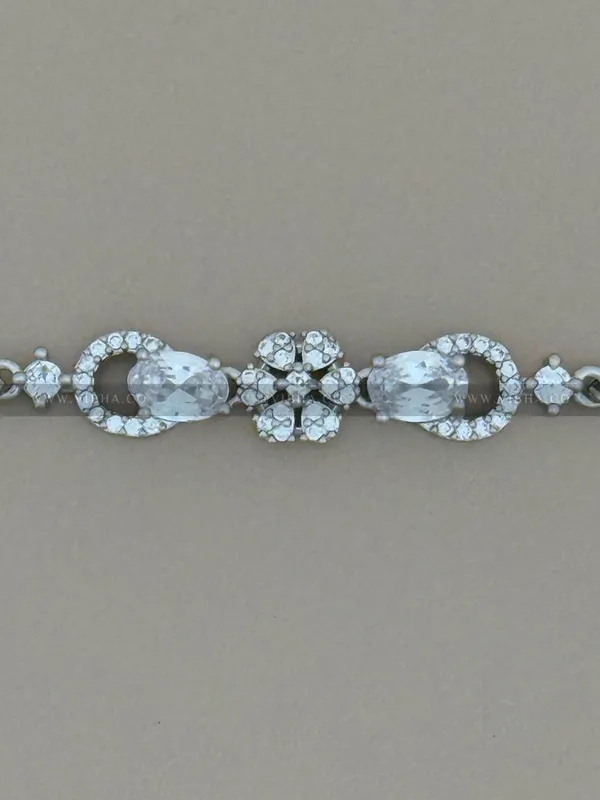 Silver_Premium_Metal_Bracelet_For_Women