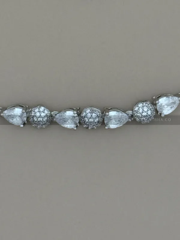 Silver_Premium_Metal_Bracelet_For_Women