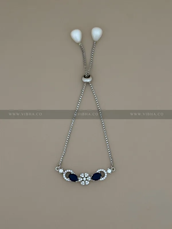 Silver_Premium_Metal_Bracelet_For_Women