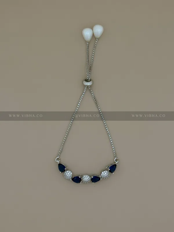 Silver_Premium_Metal_Bracelet_For_Women
