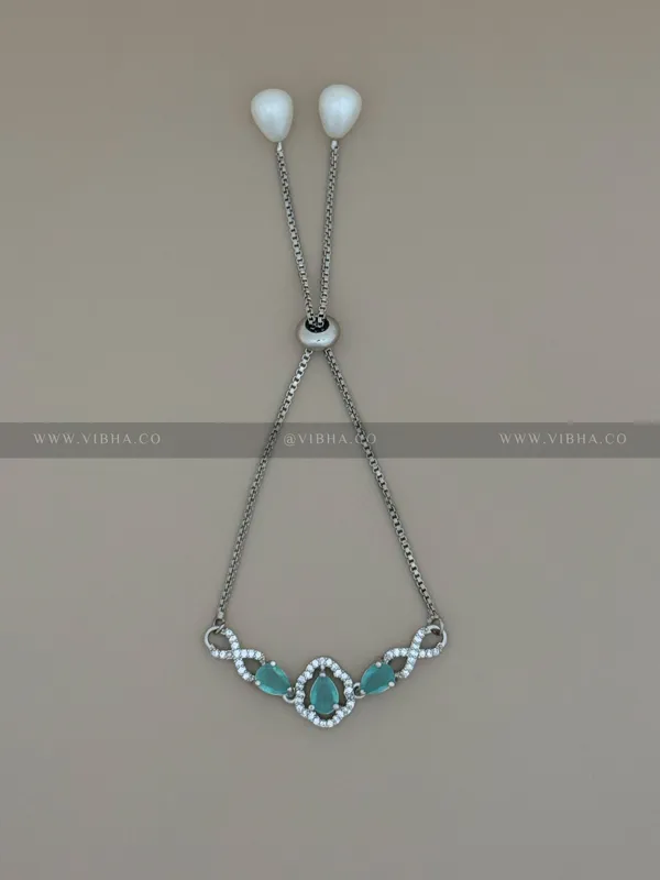 Silver_Premium_Metal_Bracelet_For_Women