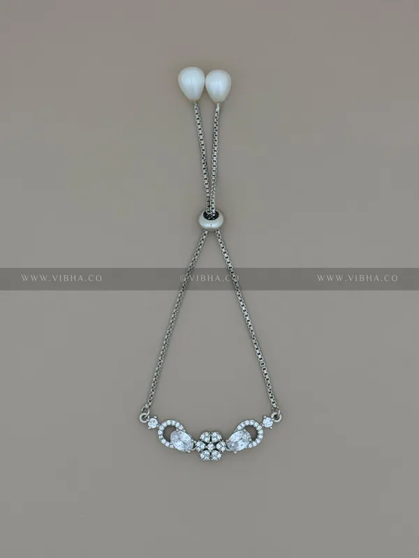 Silver_Premium_Metal_Bracelet_For_Women