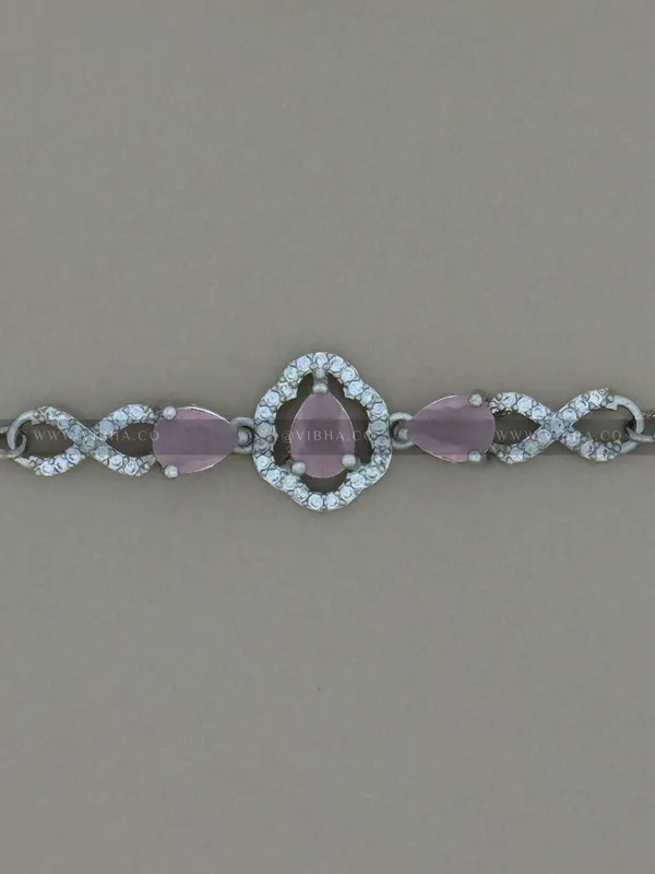 Silver_Premium_Metal_Bracelet_For_Women