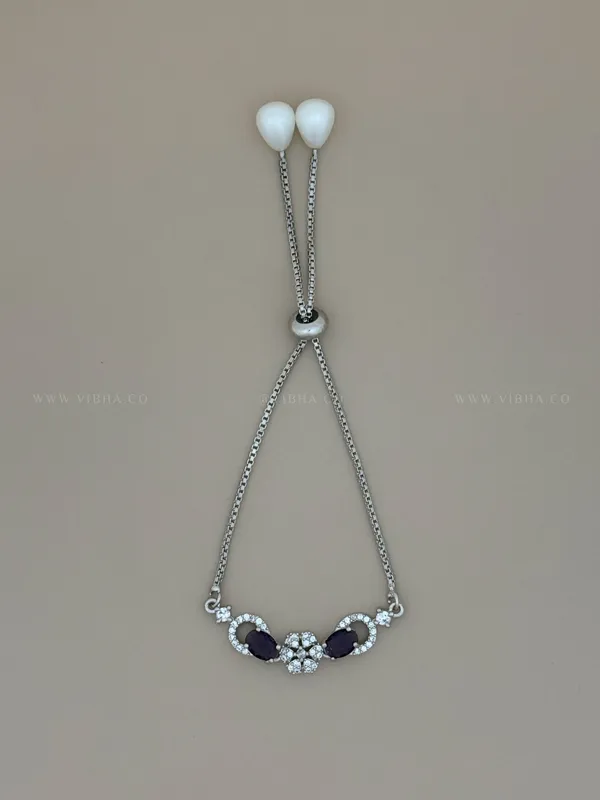 Silver_Premium_Metal_Bracelet_For_Women