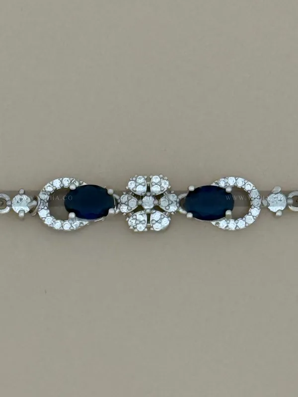 Silver_Premium_Metal_Bracelet_For_Women