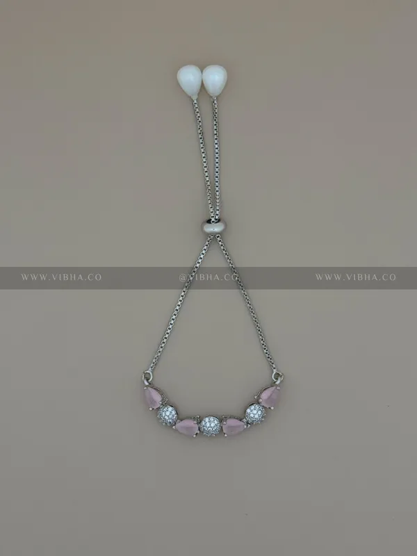 Silver_Premium_Metal_Bracelet_For_Women